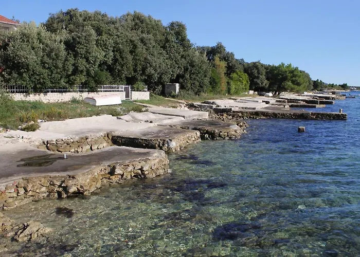Apartments With Parking Space Kozino, Zadar - 678 *