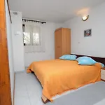 Apartment Apartments With Parking Space Kozino, Zadar - 678